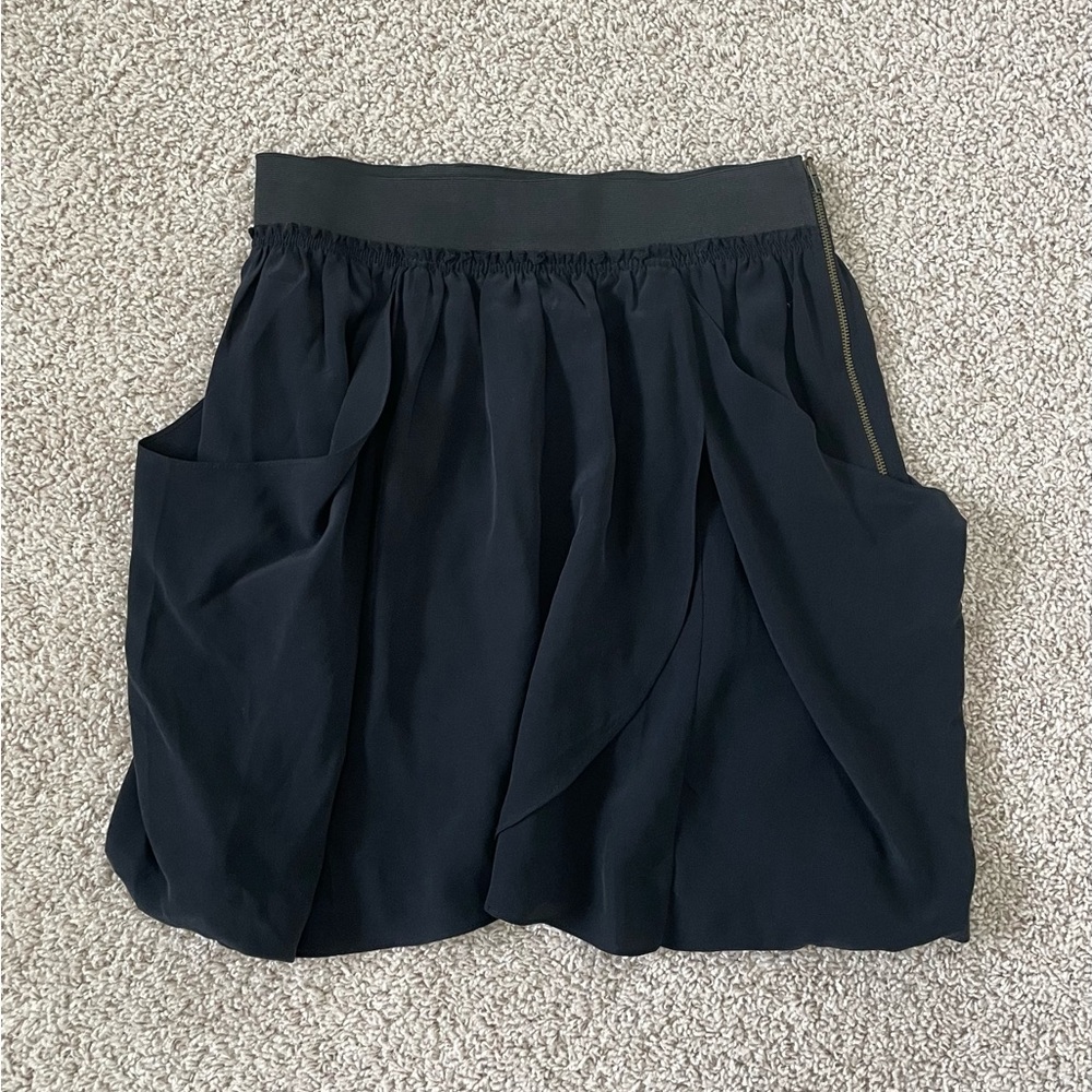 Aritzia Wilfred 100% Black Silk Skirt with Pockets Size 4